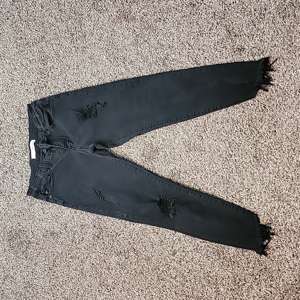 KanCan Black Distressed Ankle Jeans